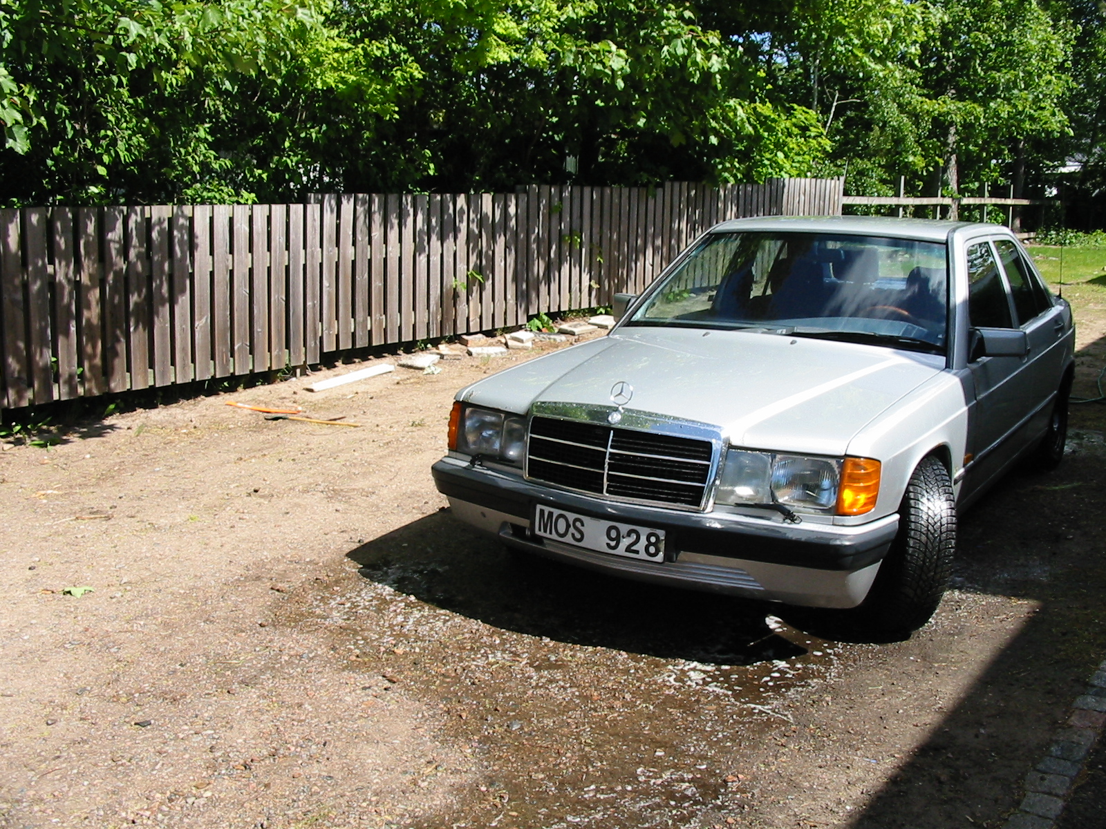 Click to display next picture