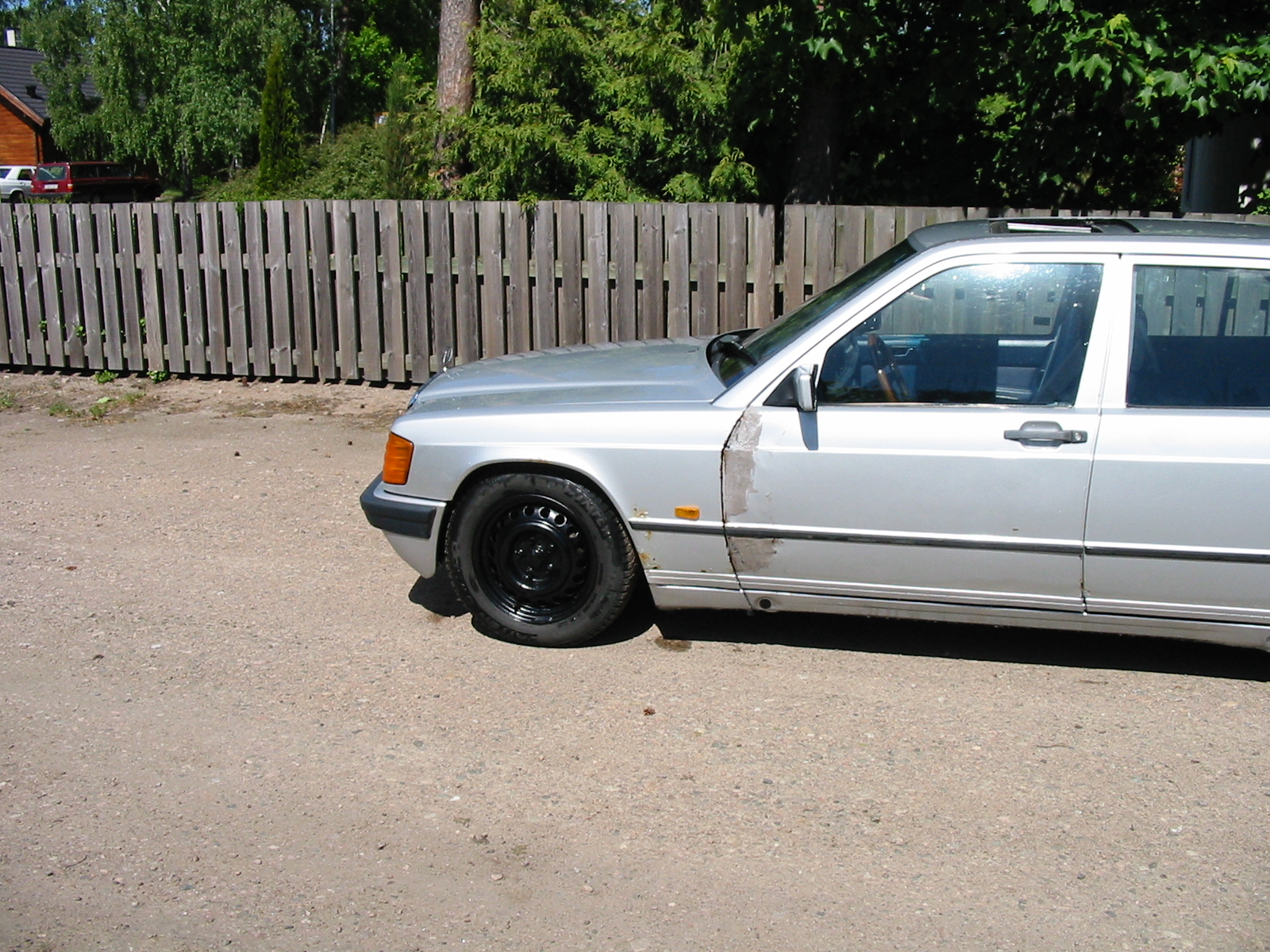 Click to display next picture