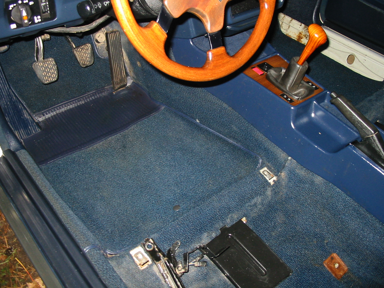 Click to display next picture