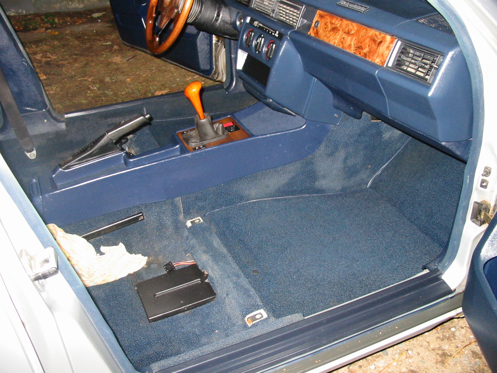 Click to display next picture