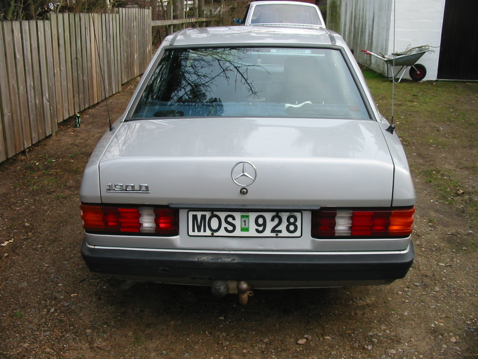 Click to display next picture