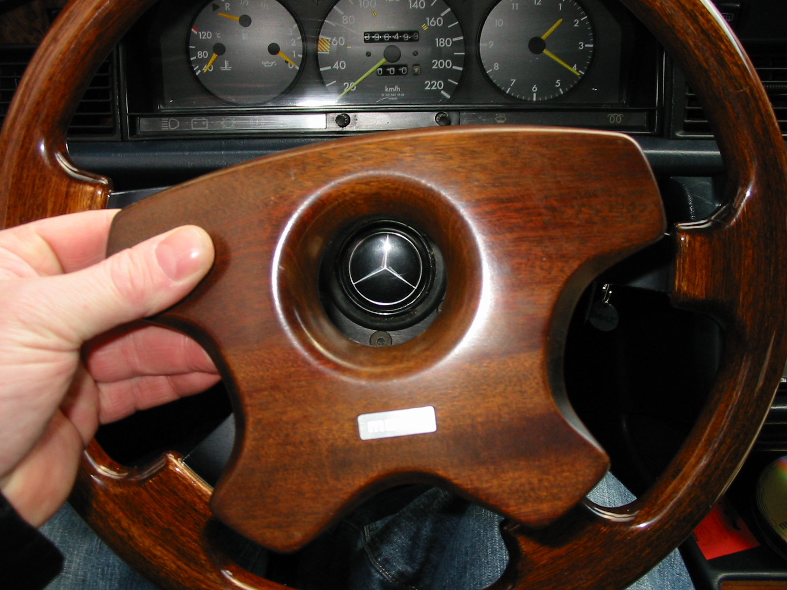 Click to display next picture