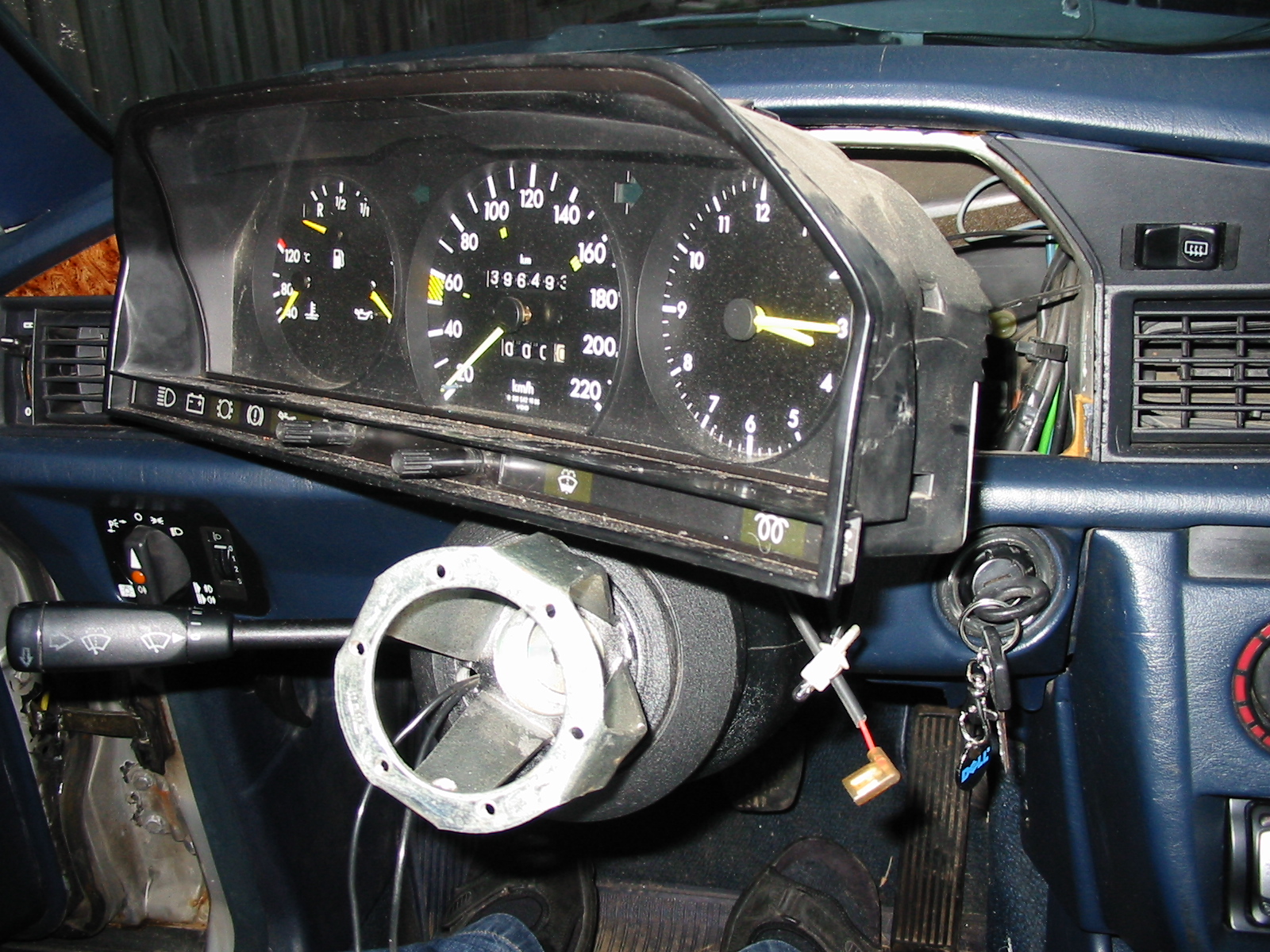 Click to display next picture