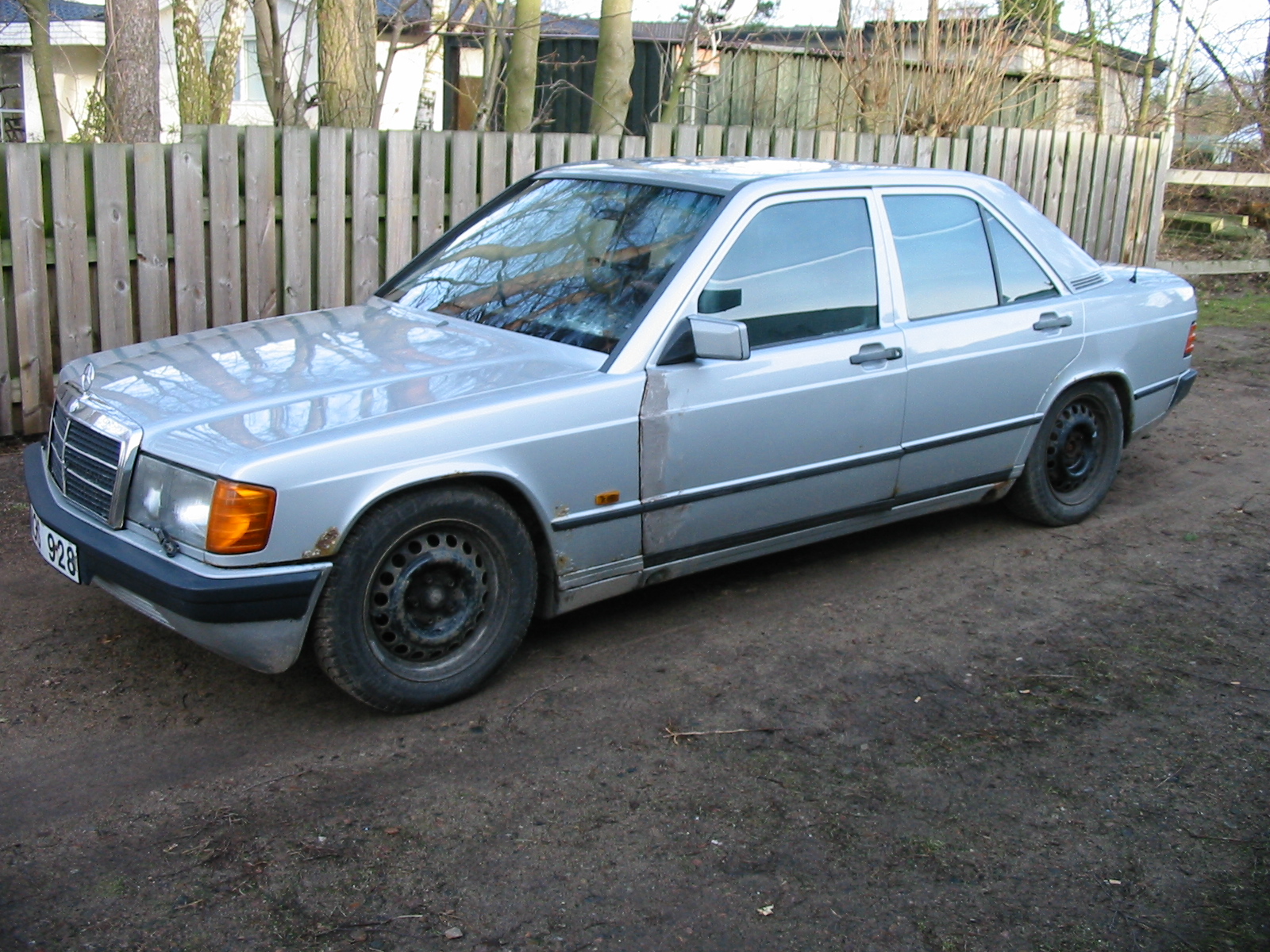 Click to display next picture