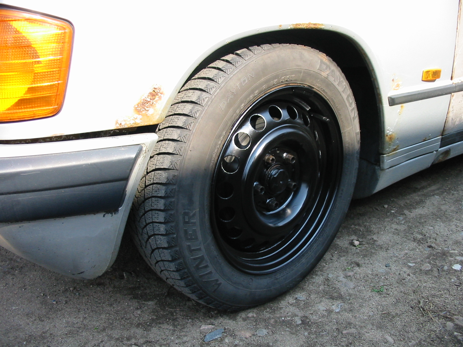 Click to display next picture