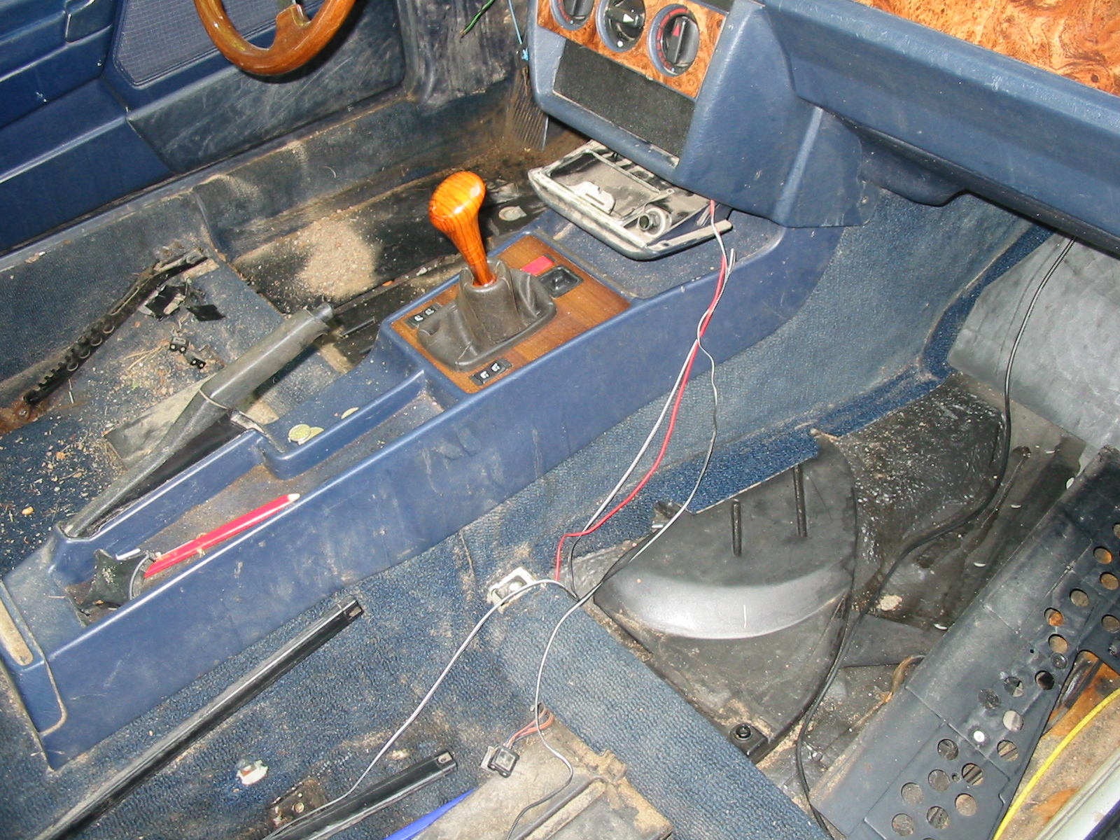 Click to display next picture