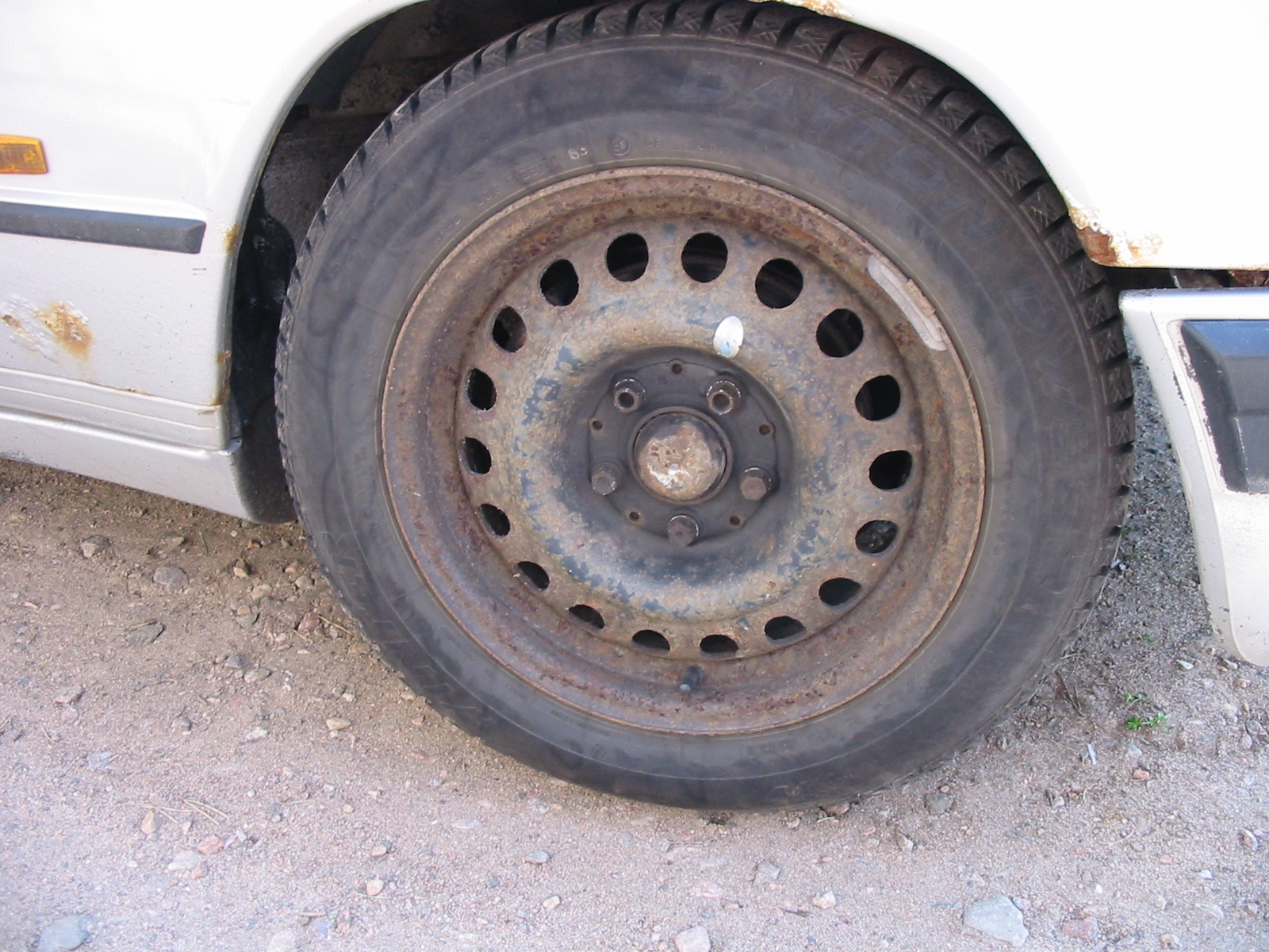 Click to display next picture