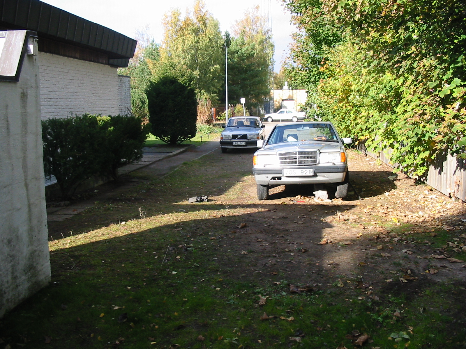 Click to display next picture