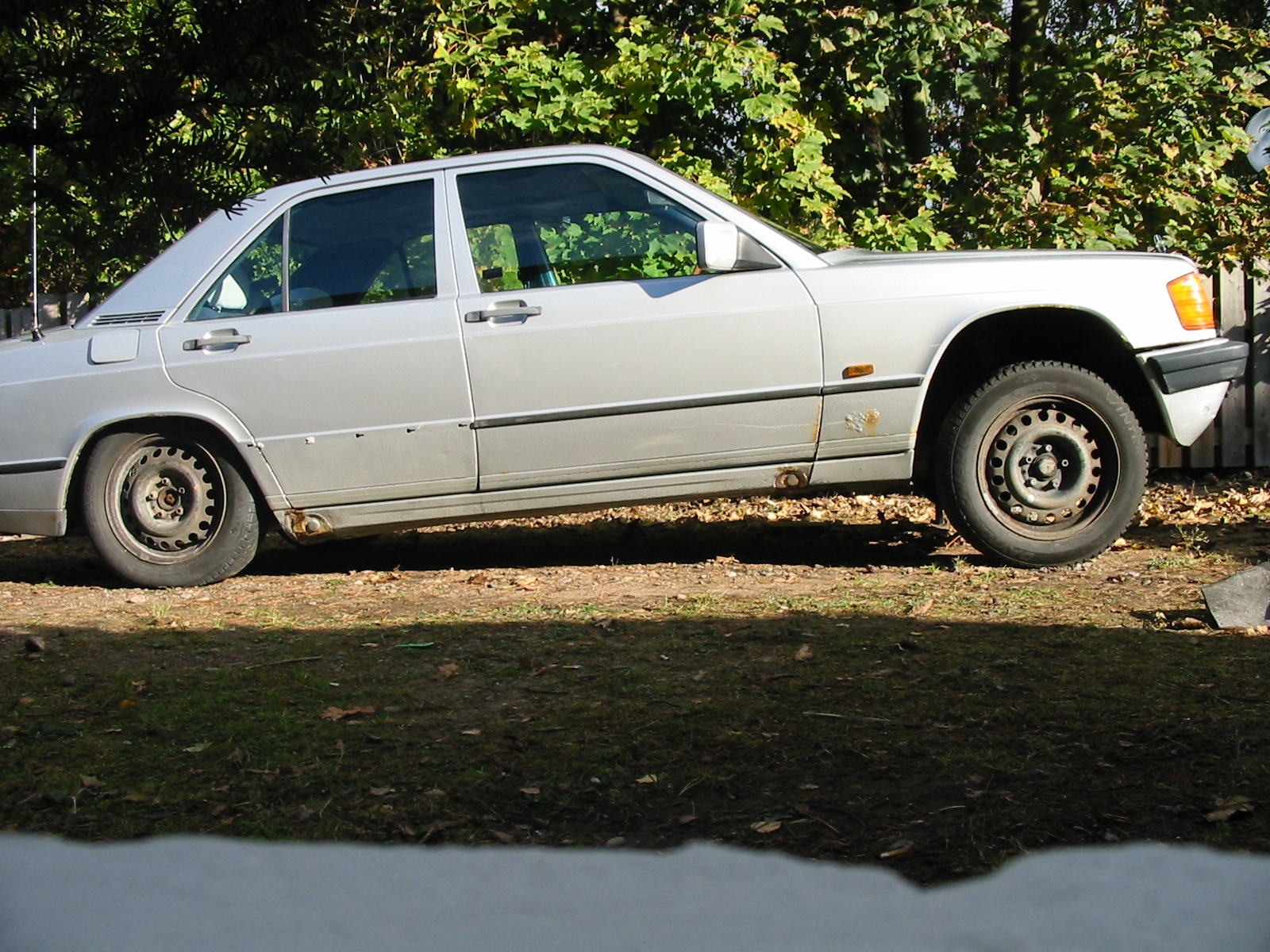 Click to display next picture